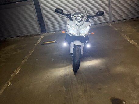2012 Yamaha FZ1, белый, 620000 рублей, вид 2