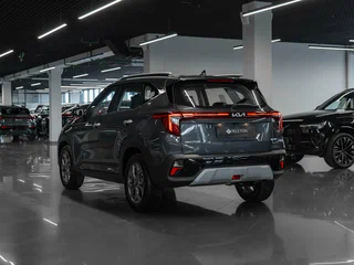 2026 Kia Seltos I Рестайлинг, серый, 3020000 рублей, вид 4
