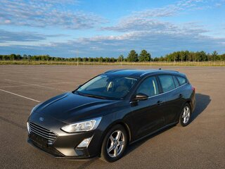 2018 Ford Focus IV, серый, 1500000 рублей, вид 2