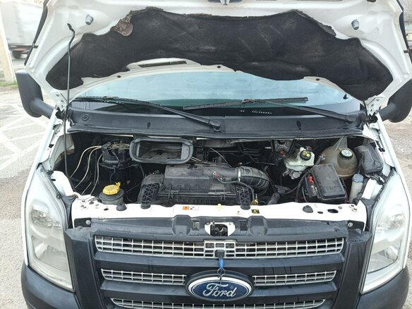 2012 Ford Transit, белый, 1100000 рублей - вид 4