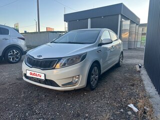 2012 Kia Rio 4-speed III, белый, 710000 рублей, вид 1