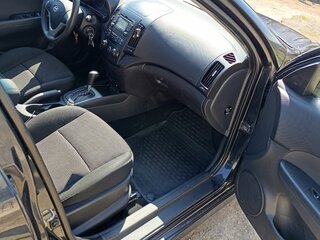 2010 Hyundai i30 I Рестайлинг, чёрный, 750000 рублей, вид 5