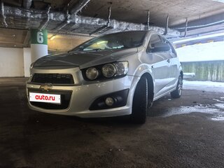 2013 Chevrolet Aveo II, серебристый, 500000 рублей, вид 5