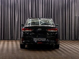 2019 Hyundai Sonata VII (LF) Рестайлинг, чёрный, 1595000 рублей, вид 5