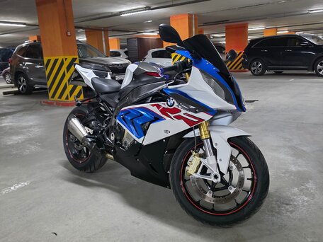 2018 BMW S 1000 RR, белый, 1100000 рублей, вид 4