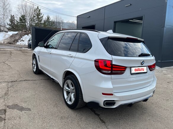 2018 BMW X5 30d III (F15), белый, 5000000 рублей - вид 8