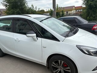2014 Opel Zafira C, белый, 1275000 рублей, вид 3