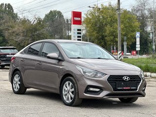 2018 Hyundai Solaris II, коричневый, 929000 рублей, вид 3