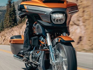 2026 Harley-Davidson CVO Street Glide, оранжевый, 6350000 рублей, вид 2