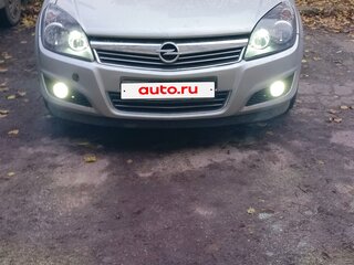 2010 Opel Astra H Рестайлинг, серебристый, 500000 рублей, вид 3