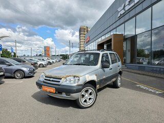 2005 Chevrolet Niva I, серебристый, 145000 рублей, вид 1