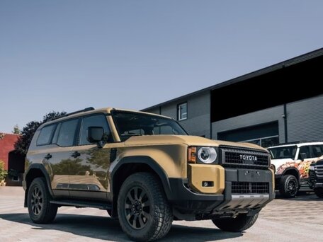 2026 Toyota Land Cruiser Prado 250 Series, бежевый, 9500000 рублей, вид 2