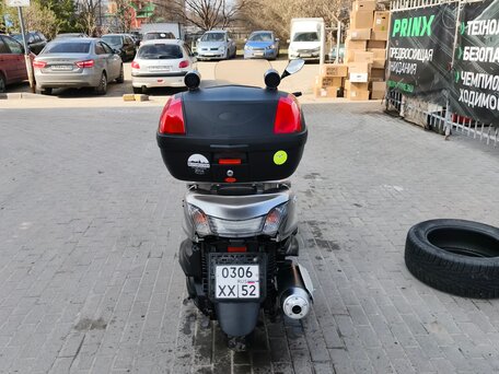 2004 Yamaha Majesty 400, серый, 250000 рублей, вид 3