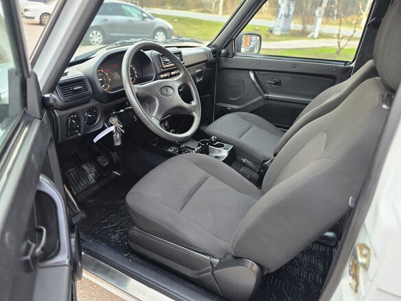 2024 Lada (ВАЗ) Niva Legend I, белый, 879000 рублей - вид 10