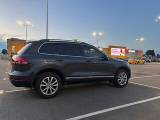 2011 Volkswagen Touareg II, чёрный, 1999000 рублей, вид 3