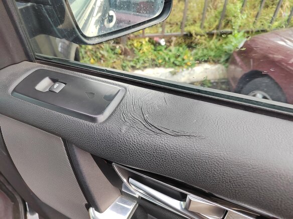 2010 Land Rover Discovery IV, чёрный, 2750000 рублей - вид 29