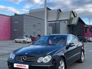 2002 Mercedes-Benz CLK-Класс 240 II (W209), чёрный, 850000 рублей, вид 1