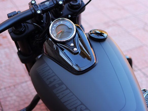 2017 Harley-Davidson Fat Bob, чёрный, 1610000 рублей - вид 7