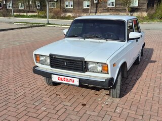 2010 Lada (ВАЗ) 2105, белый, 215000 рублей, вид 1