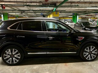 2024 Hongqi HS5 I, чёрный, 2799000 рублей, вид 4