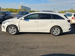 2019 Kia Ceed III, белый, 1590000 рублей, вид 5