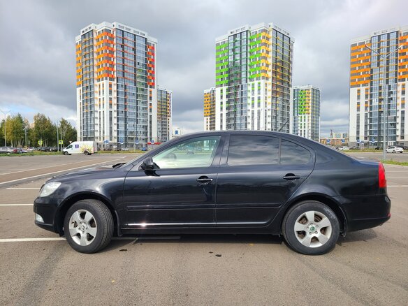 2011 Skoda Octavia II (A5) Рестайлинг, чёрный - вид 5