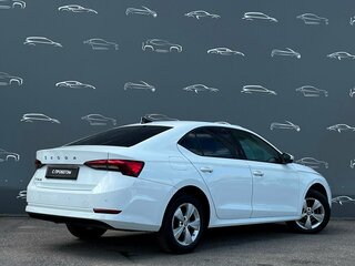 2021 Skoda Octavia IV (A8), белый, 2150400 рублей, вид 2