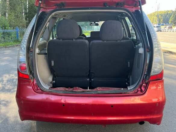 2007 Mitsubishi Grandis I, красный, 400000 рублей - вид 12