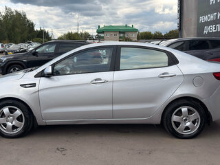 2015 Kia Rio III, серебристый, 790000 рублей, вид 4