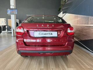 2026 Lada (ВАЗ) Granta I Рестайлинг, красный, 1037000 рублей, вид 5