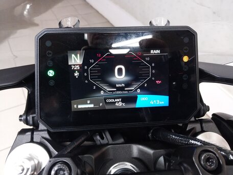 2024 Yamaha MT-09 (FZ-09), чёрный, 1299000 рублей, вид 5