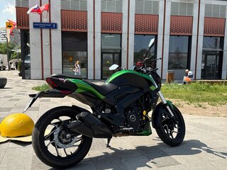 2021 Bajaj Dominar 400, зелёный, 330000 рублей, вид 1