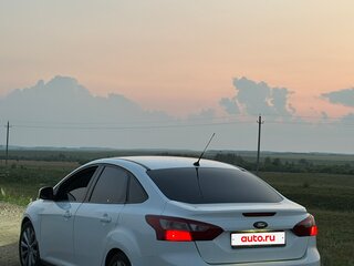 2011 Ford Focus III, белый, 750000 рублей, вид 2
