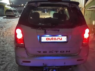 2005 SsangYong Rexton I, серебристый, 650000 рублей, вид 3