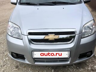 2011 Chevrolet Aveo I Рестайлинг, серебристый, 570000 рублей, вид 3