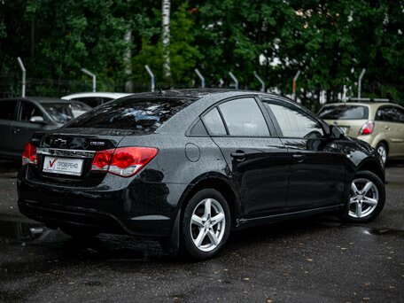 2013 Chevrolet Cruze I Рестайлинг, чёрный, 610000 рублей, вид 2