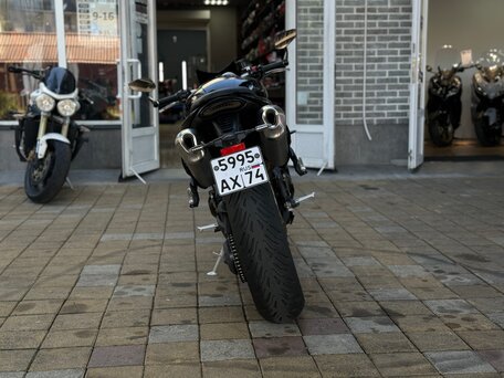 2014 Triumph Speed Triple, чёрный, 630000 рублей, вид 4