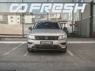2019 Volkswagen Tiguan II, серебристый, 2199000 рублей, вид 4
