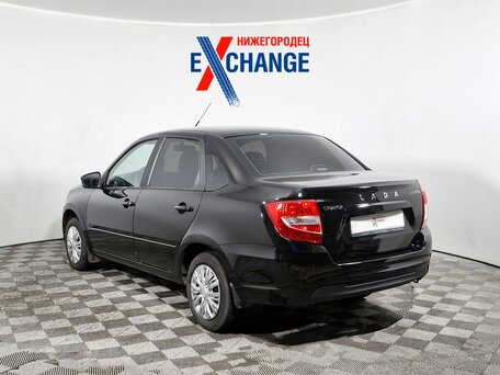2022 Lada (ВАЗ) Granta I Рестайлинг, чёрный, 650000 рублей, вид 4