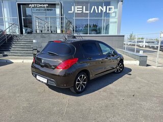 2012 Peugeot 308 I Рестайлинг, коричневый, 495000 рублей, вид 5