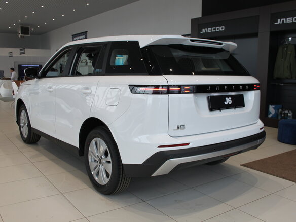 2026 Jaecoo J6, белый, 2330000 рублей - вид 3