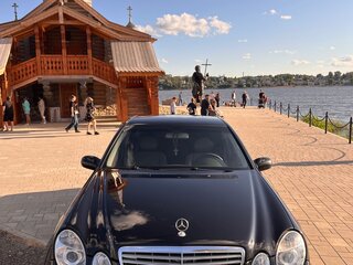 2005 Mercedes-Benz E-Класс 200 III (W211, S211), чёрный, 850000 рублей, вид 2