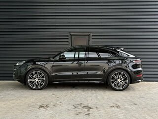 2025 Porsche Cayenne Coupé III Рестайлинг, чёрный, 20800000 рублей, вид 2