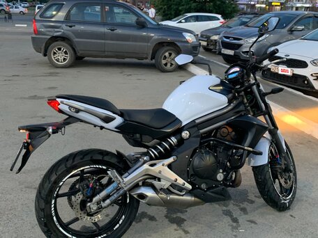 2012 Kawasaki ER-6N, белый, 490000 рублей, вид 1