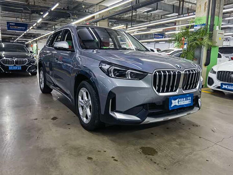 2023 BMW X1 Long 20Li sDrive III (U11/U12), серый, 2659595 рублей, вид 3