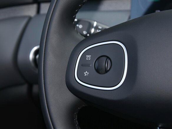 2026 Changan Qiyuan Q05 51.9 kWh II, серебристый - вид 30
