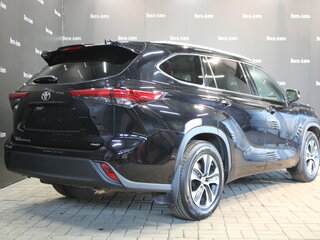 2021 Toyota Highlander IV (XU70), чёрный, 4860000 рублей, вид 2