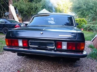 1998 ГАЗ 3102 «Волга», чёрный, 360000 рублей, вид 5