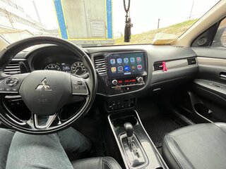 2019 Mitsubishi Outlander III Рестайлинг 3, серый, 1900000 рублей, вид 5