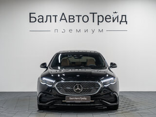 2026 Mercedes-Benz E-Класс 300 VI (W214, S214), чёрный, 8990000 рублей, вид 4